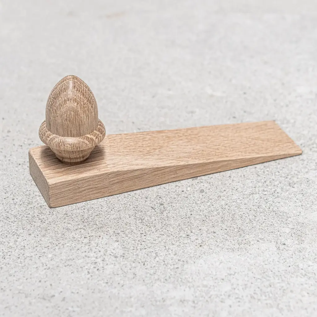 Oak Door Wedge with Acorn