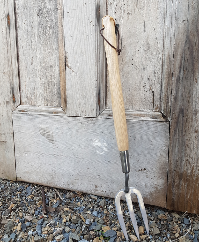 Mid-Handled Garden Fork