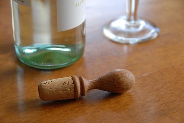 Wine Stopper Oak